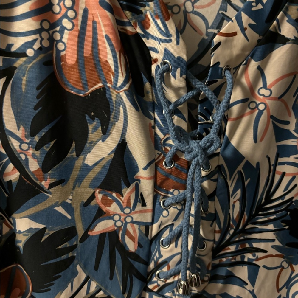 Beach Dress - Picture 2 of 4